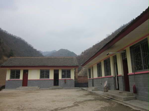 �ļ�ƺӪ����